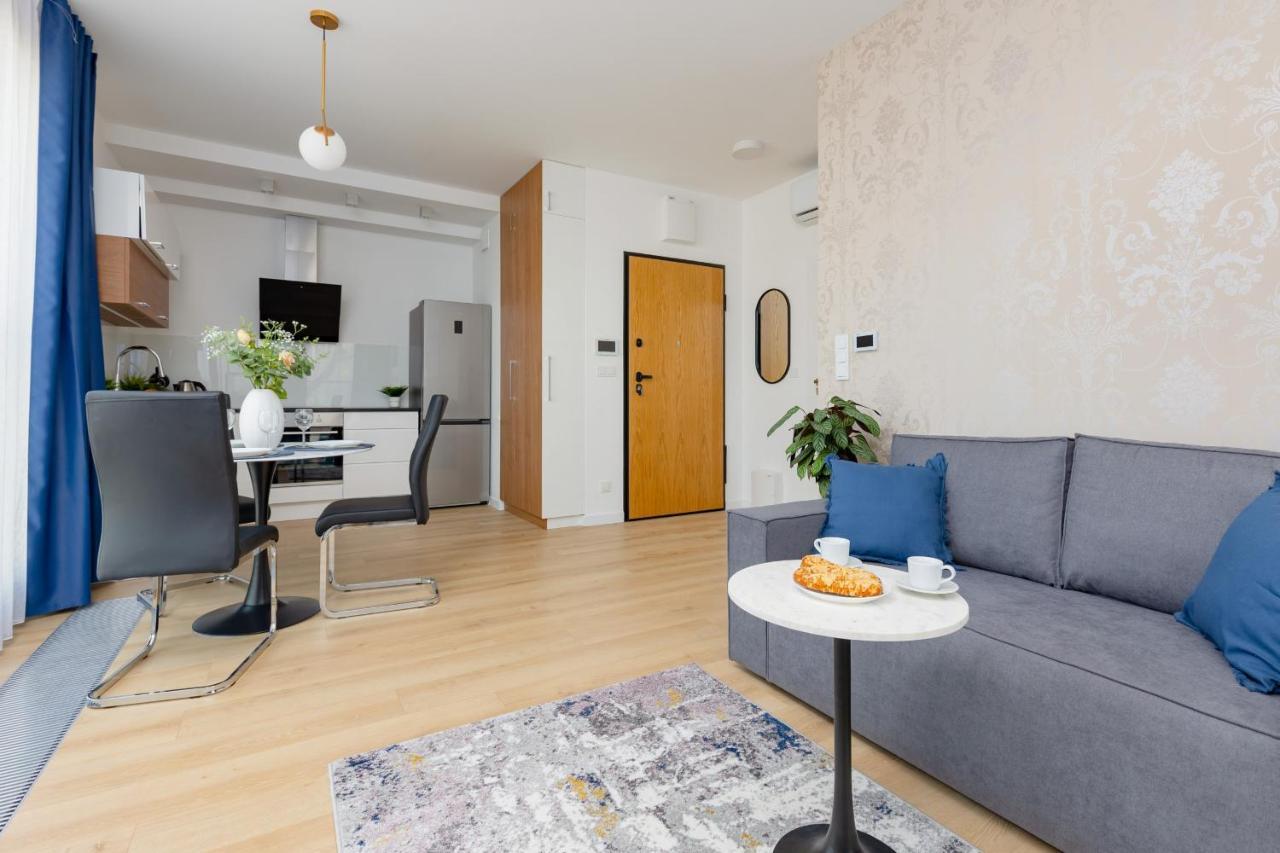 Warszawa Srodmiescie Bonifraterska Apartments By Noclegi Renters Exteriör bild