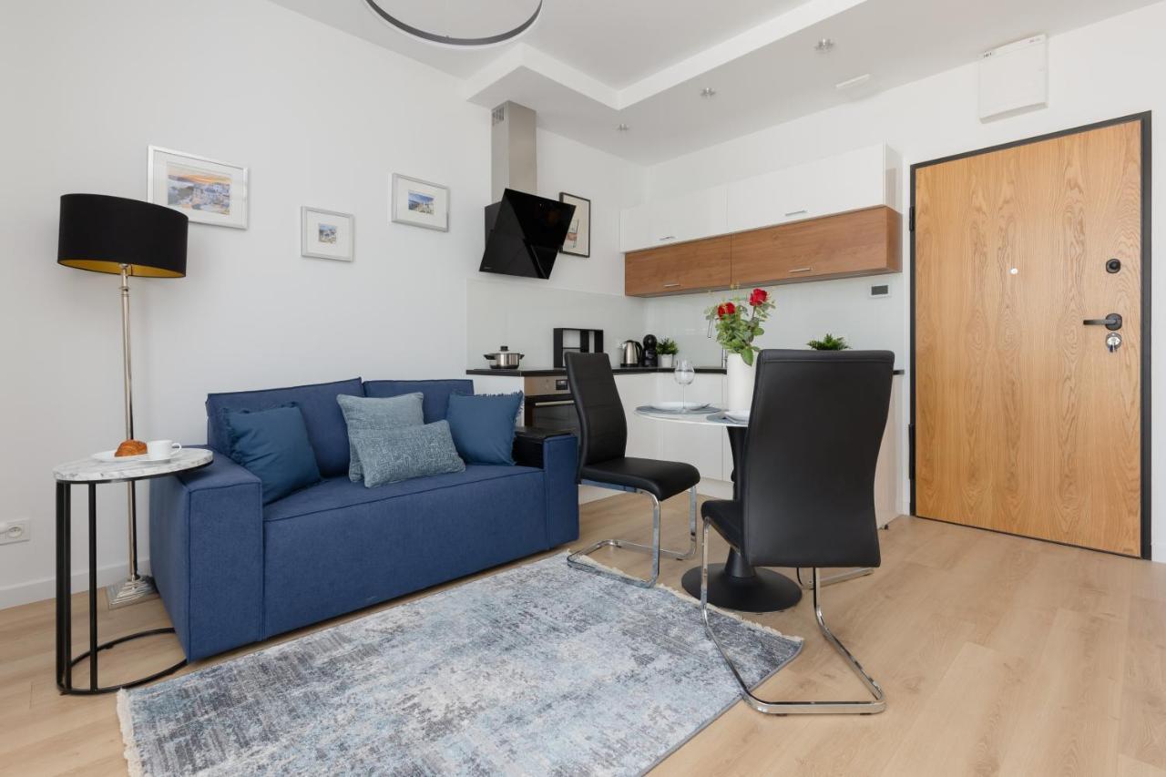 Warszawa Srodmiescie Bonifraterska Apartments By Noclegi Renters Exteriör bild